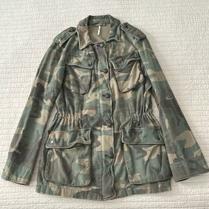 Womens Camo Utility Jacket - Green